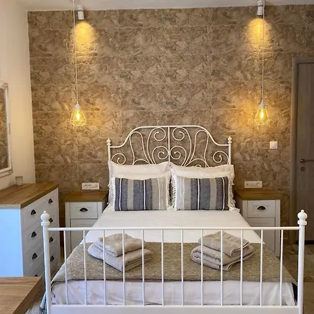 Anastasia Elegant Ii Apartment Tolo